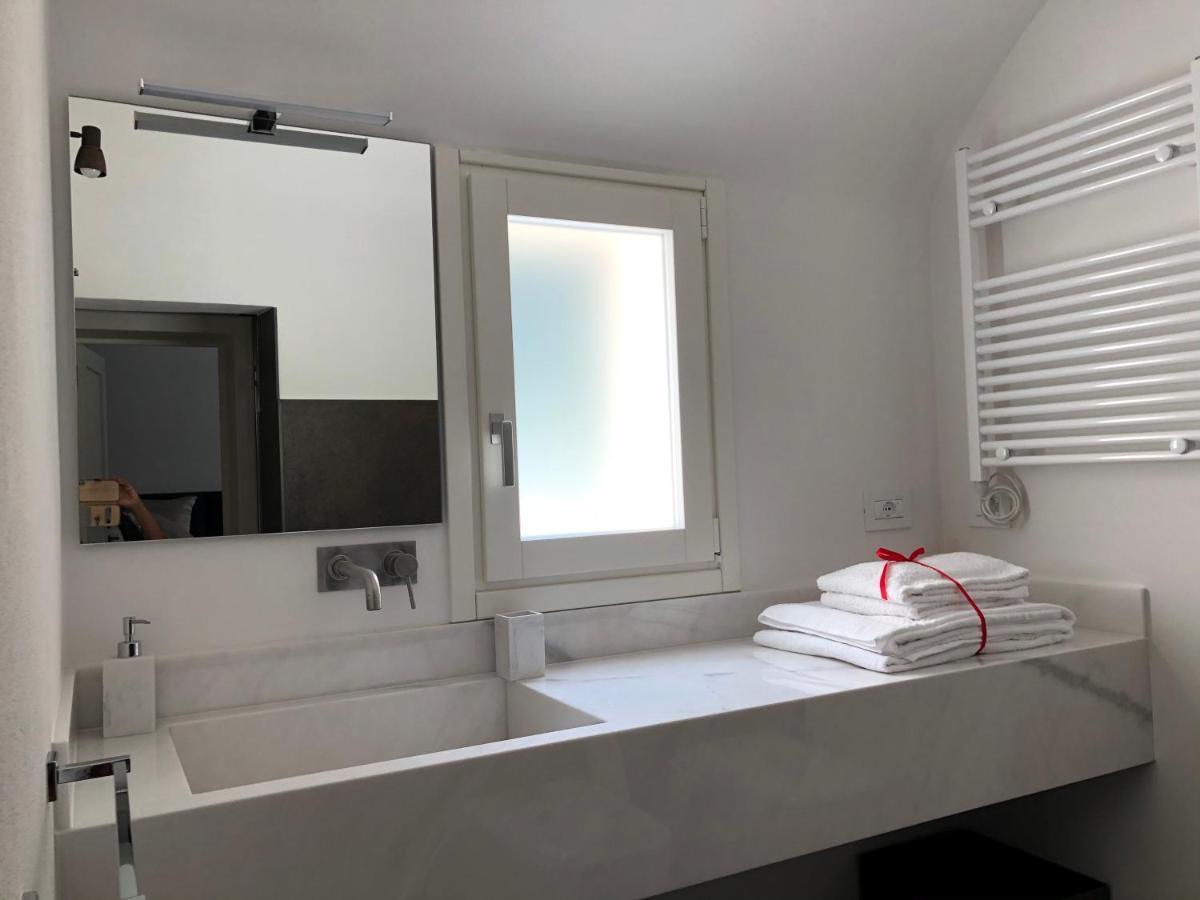 Carlo V - Con Piscina E Giardino Privati Apartment Лече Екстериор снимка