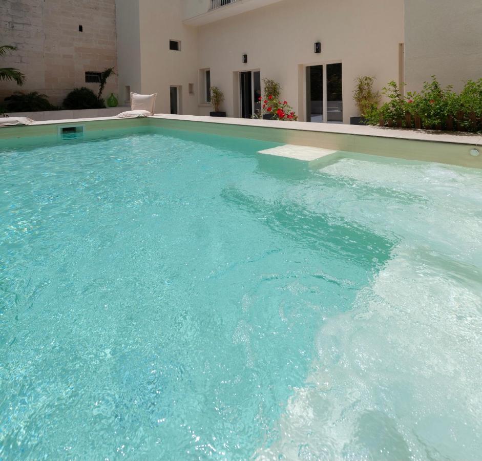 Carlo V - Con Piscina E Giardino Privati Apartment Лече Екстериор снимка